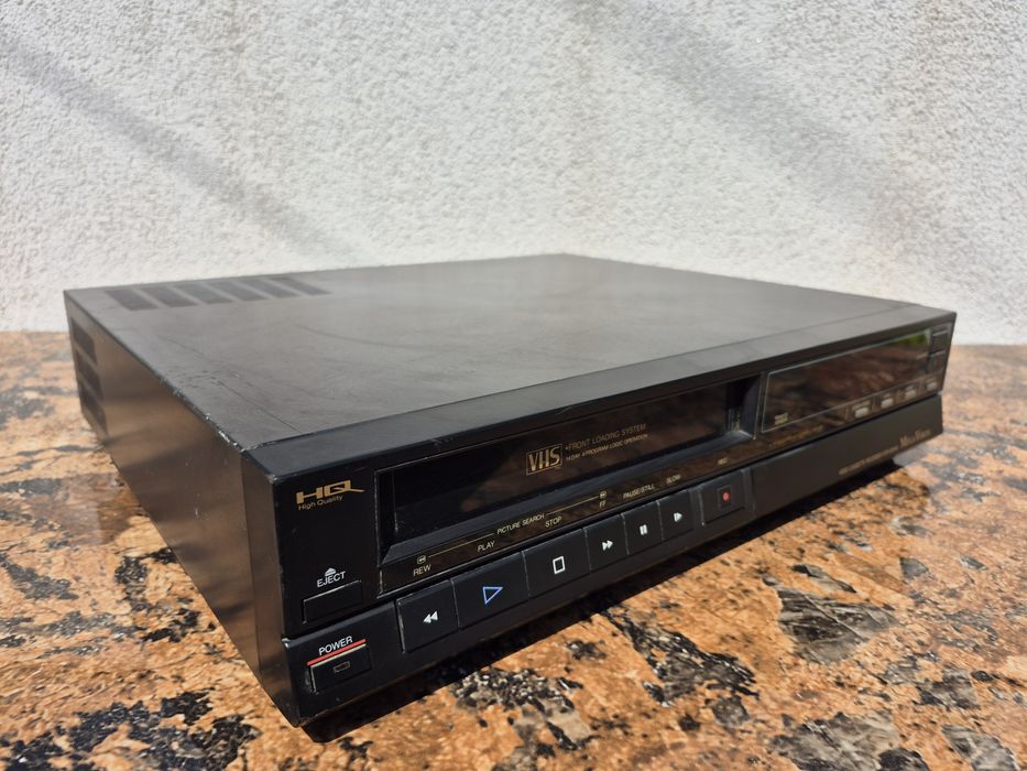 Vand video marca Megavision model VCR-32DAD,made in japan 

- video ca
