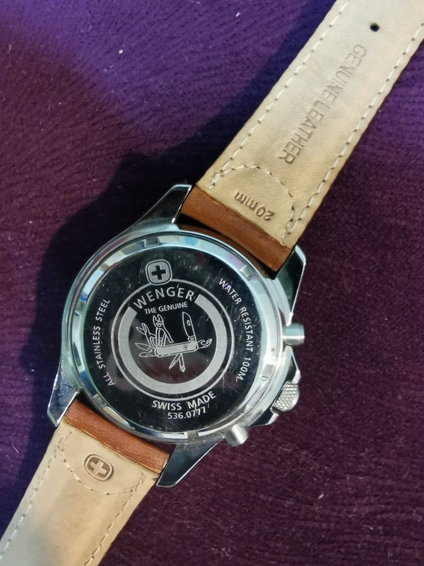 Часовник Wenger original