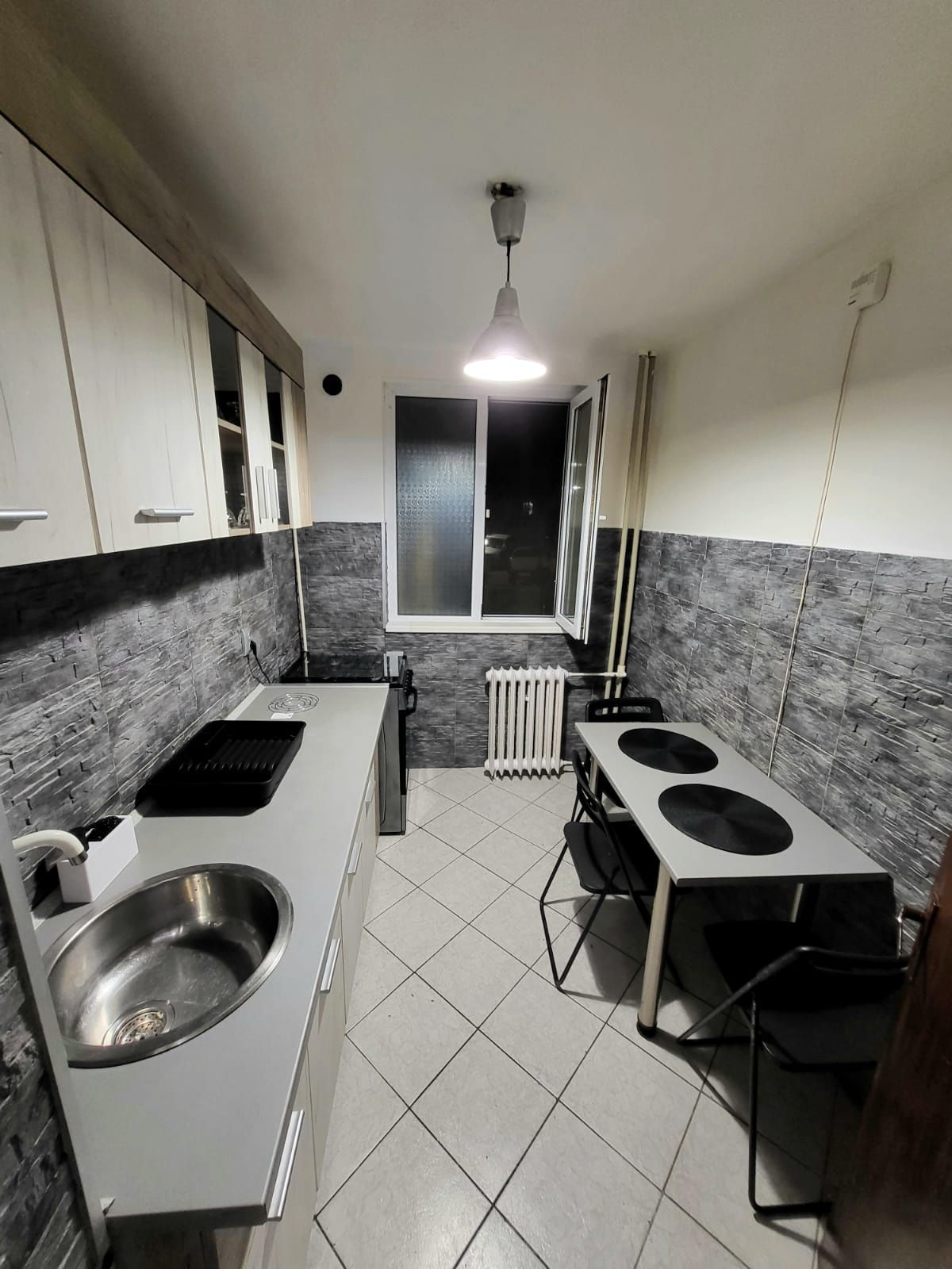 Inchiriez 3 camere, Megamall, Arena Nationala, proprietar