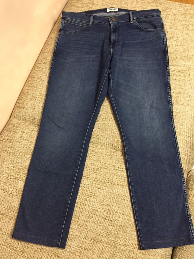 2пары мужских джинс и кофта размер 32/34