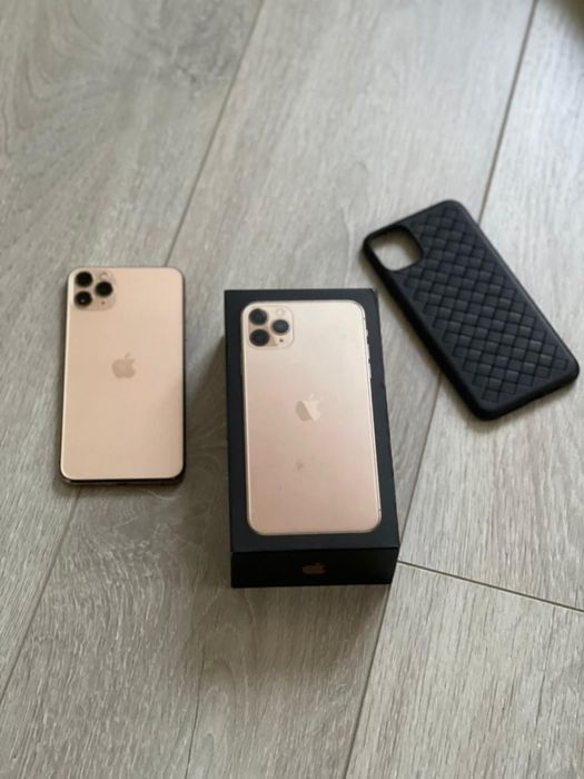 Продам Iphone 11pro max