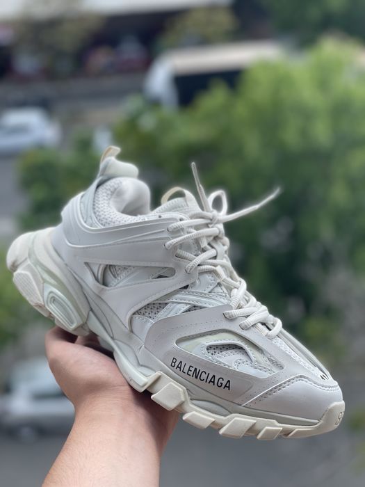 Balenciaga track alb full