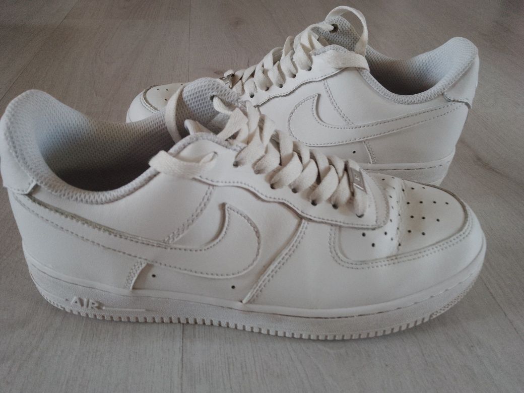 Бели скинърси Nike Air force 1,40н