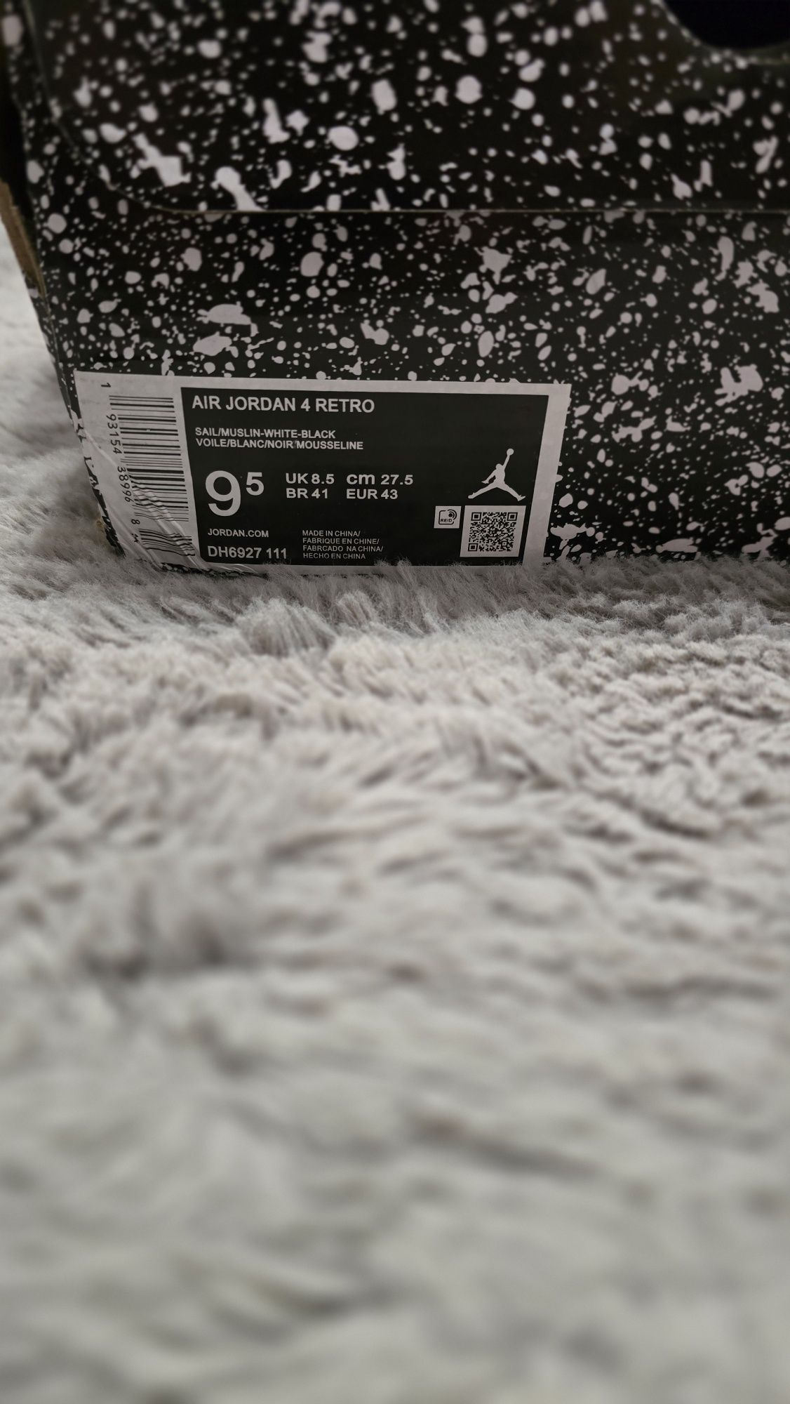 Air Jordan 4 Retro