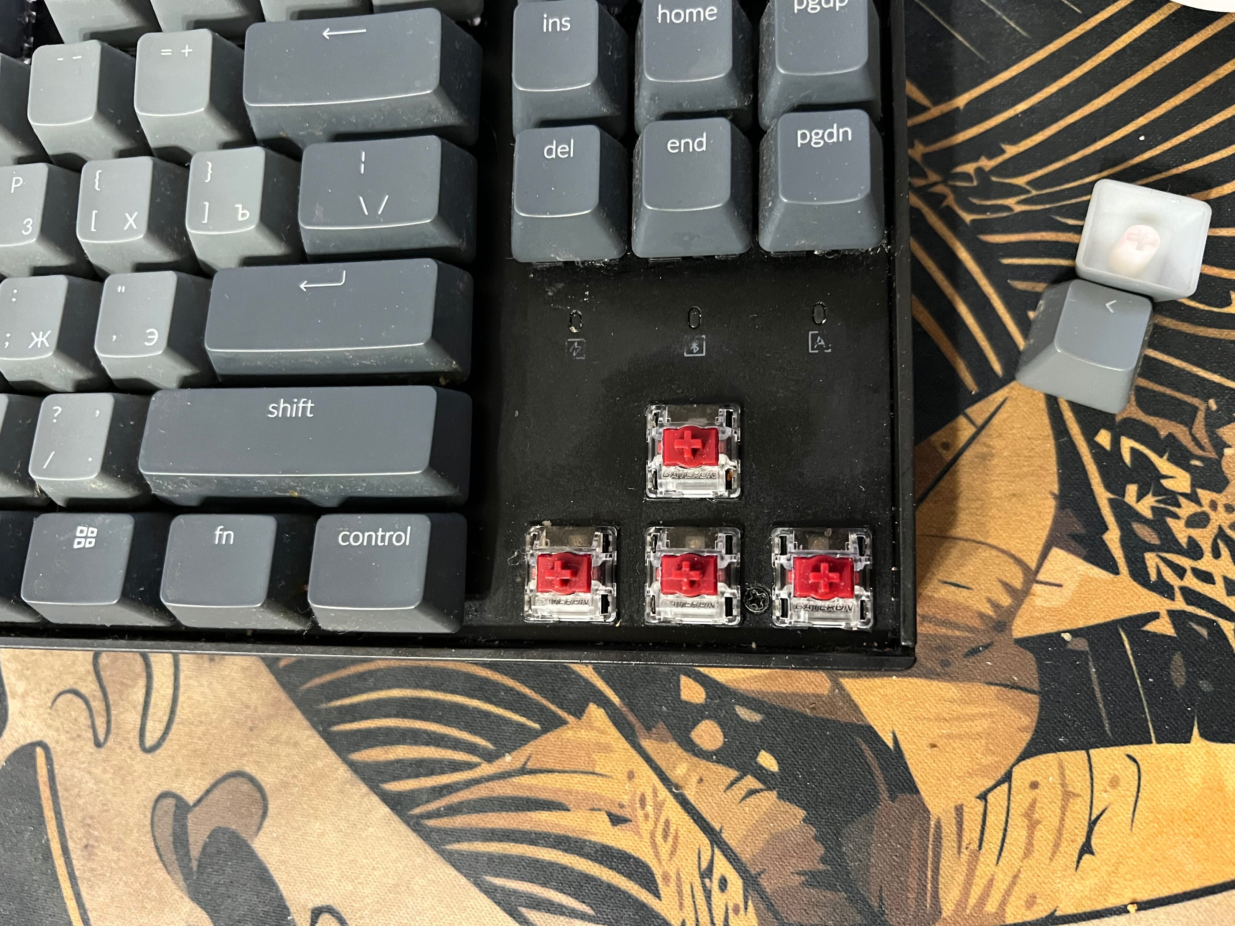Клавиатура Keychron k8 red БУ