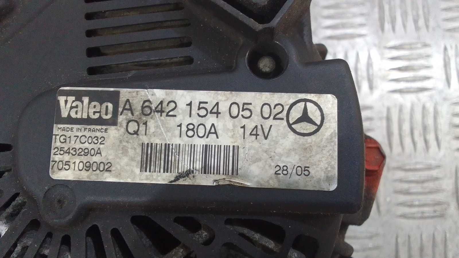 Алтернатор Mercedes ML320 W164 CDI 2006г.