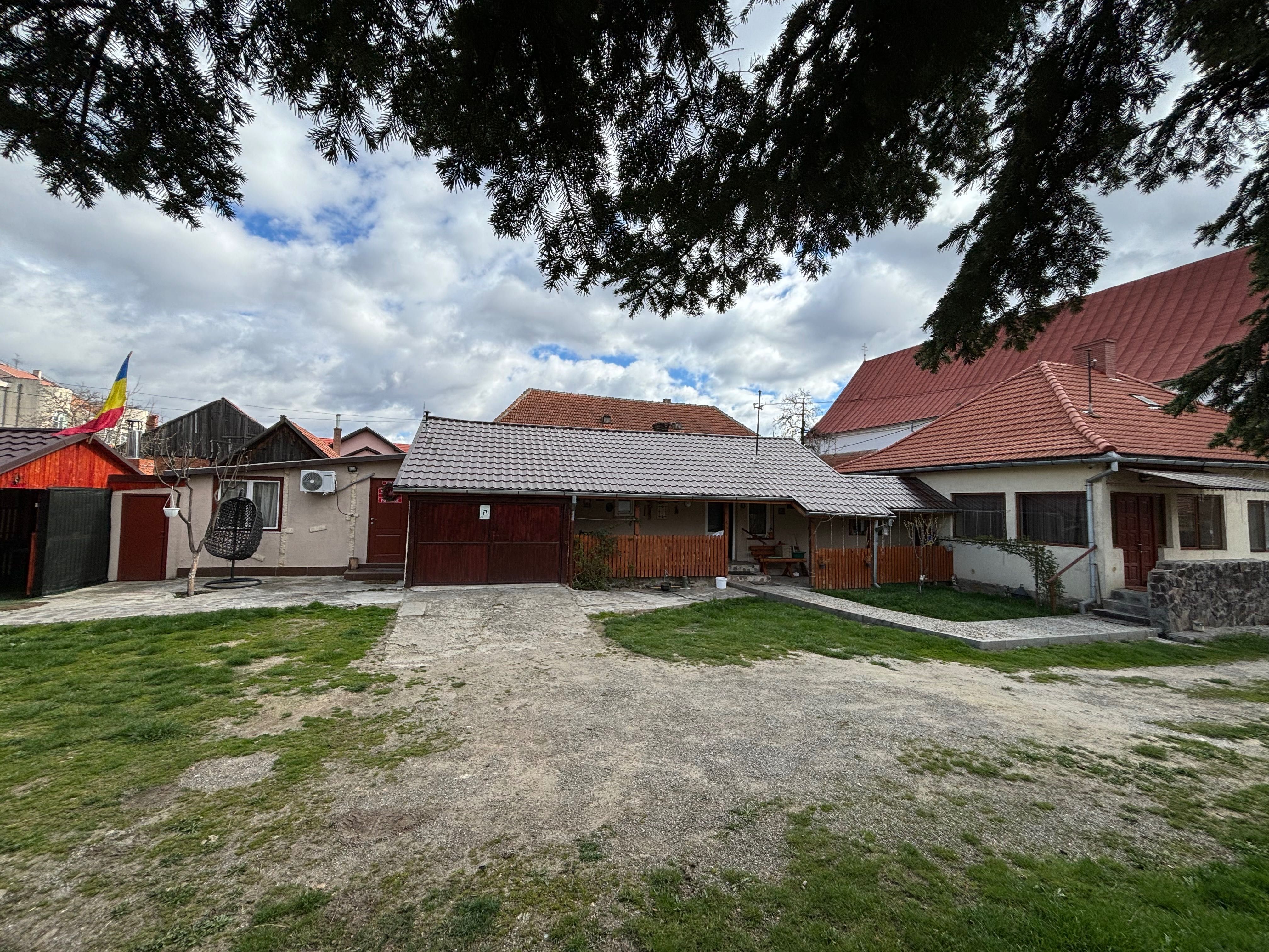 Casa de vanzare cu CF Bretcu Covasna