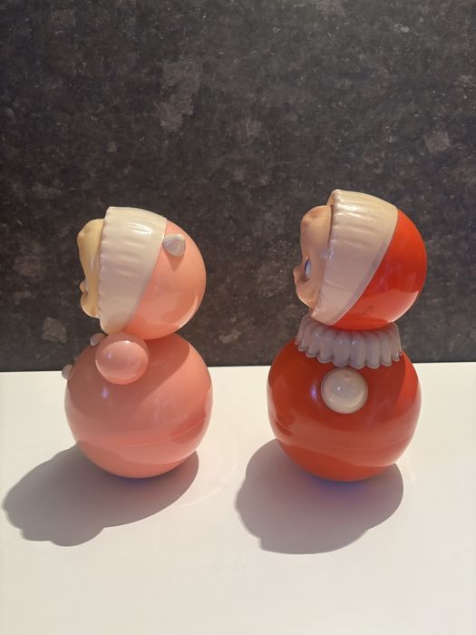 Стара играчка невеляшка