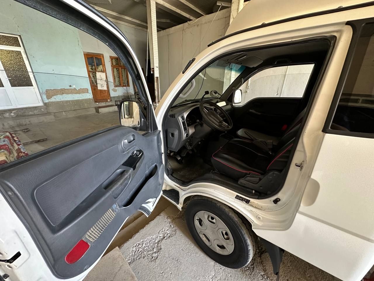 Киа Бонго Kia Bongo 2016 sotiladi.