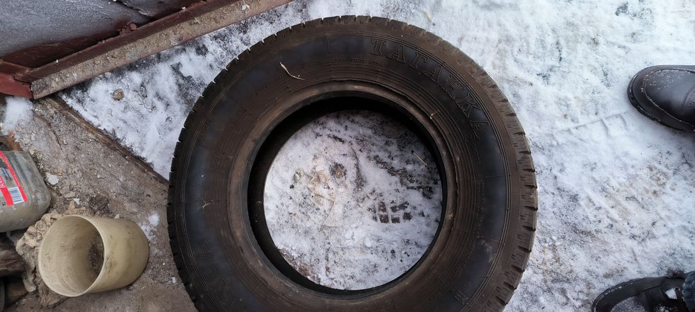 Шина на 14 одна штука новая