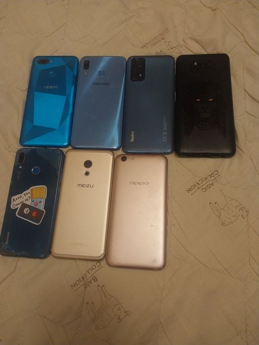 Продаются телефоны