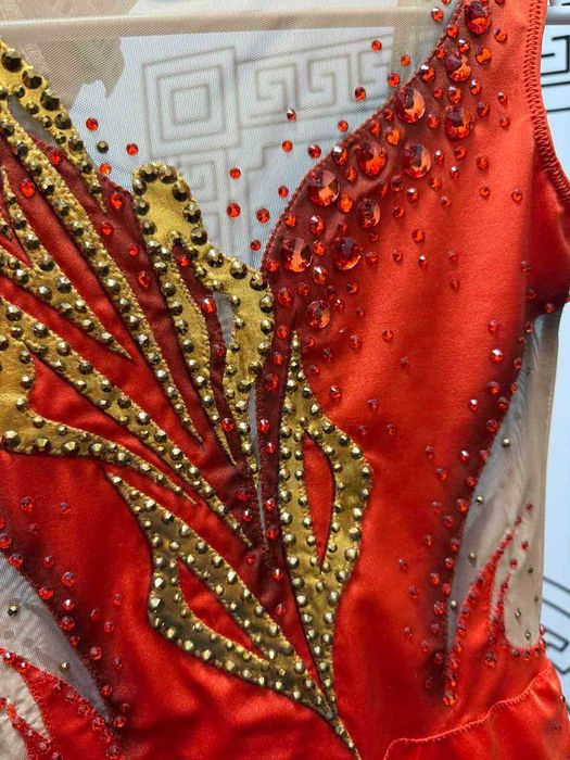 Трико за художествена гимнастика, танци, около 10-11 год