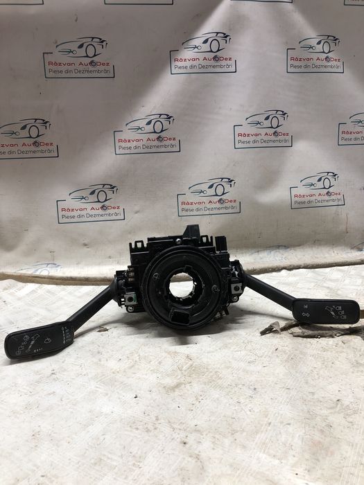 spira volan + manete  volkswagen passat b8 1.6 motorina 2016