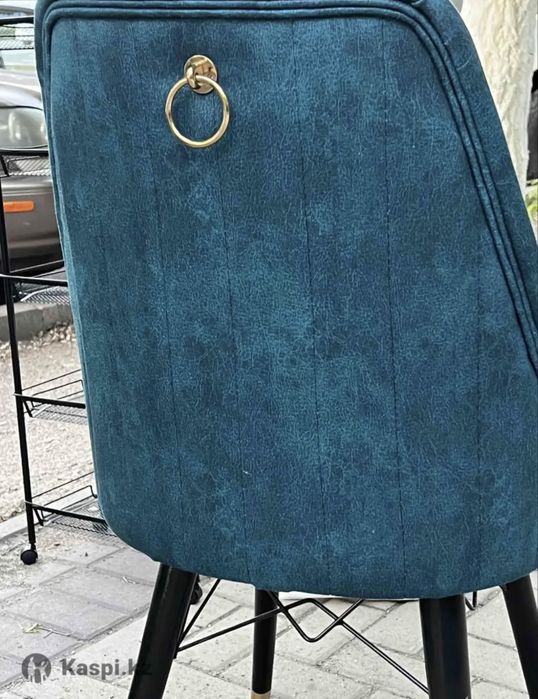 Продается Стул бирюзовый