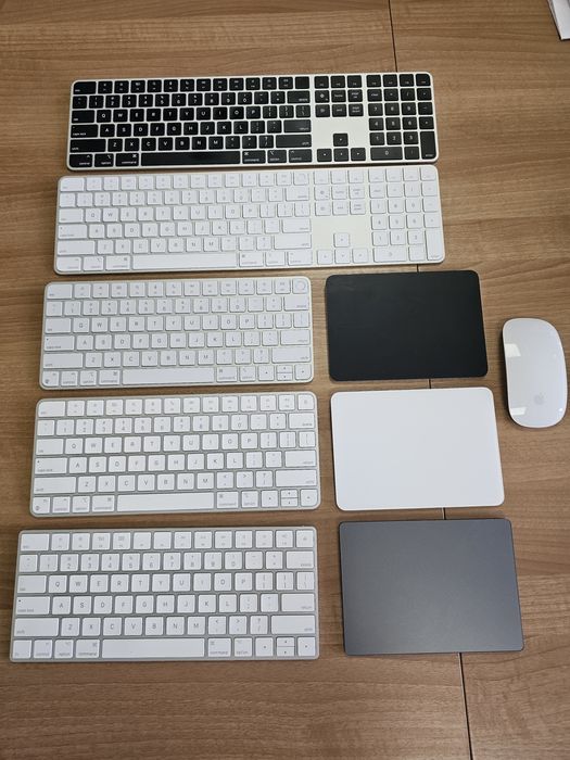 Apple Magic Keyboard, Magic Trackpad, Magic Mouse (Lighting) B/W