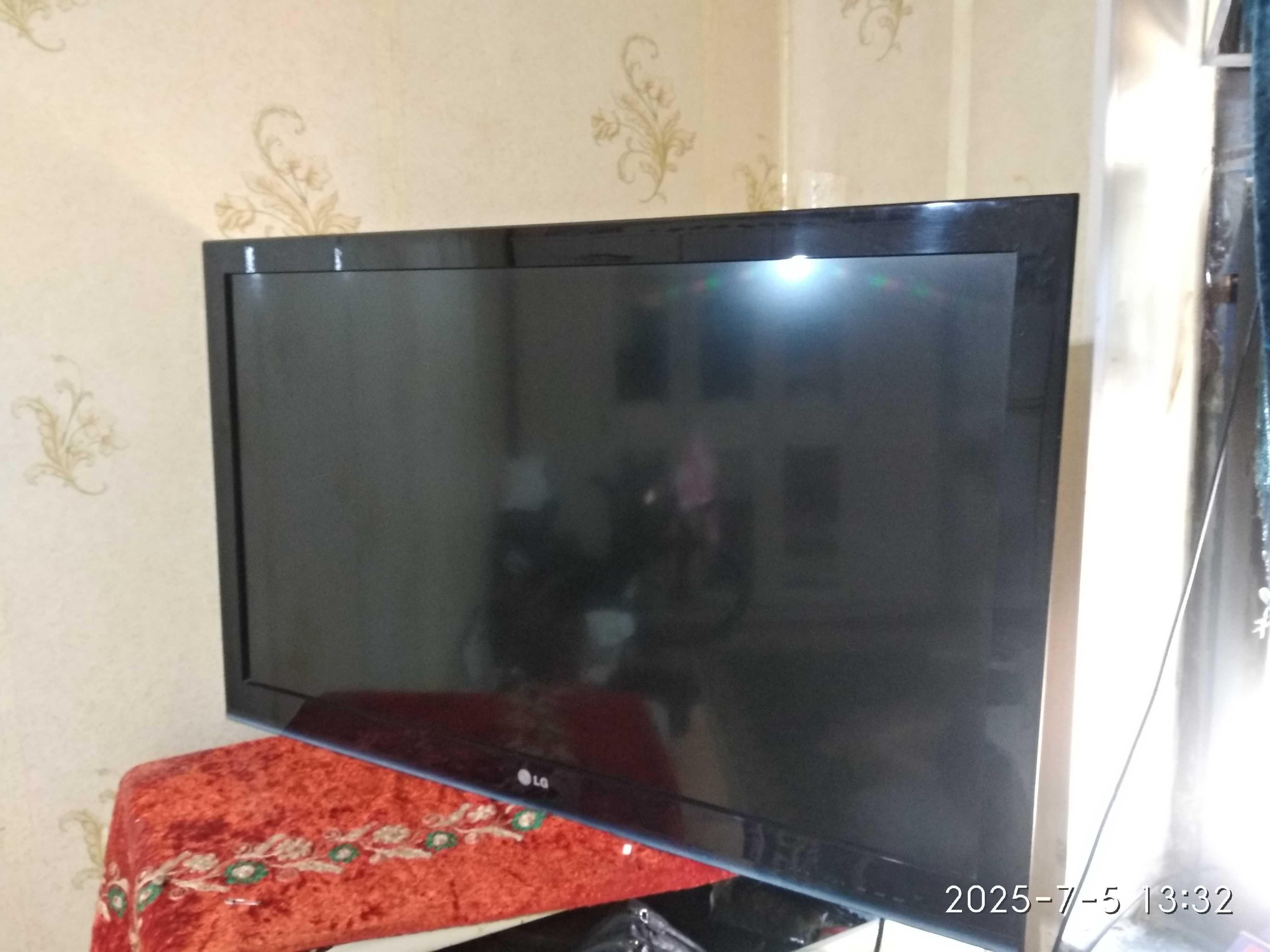Продается телевизор LG