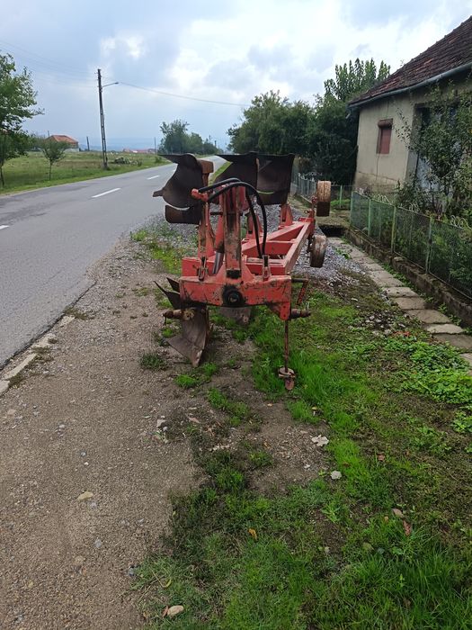 Plug reversibil 3 brazde Landsberg poitinger în stare perfecta de func