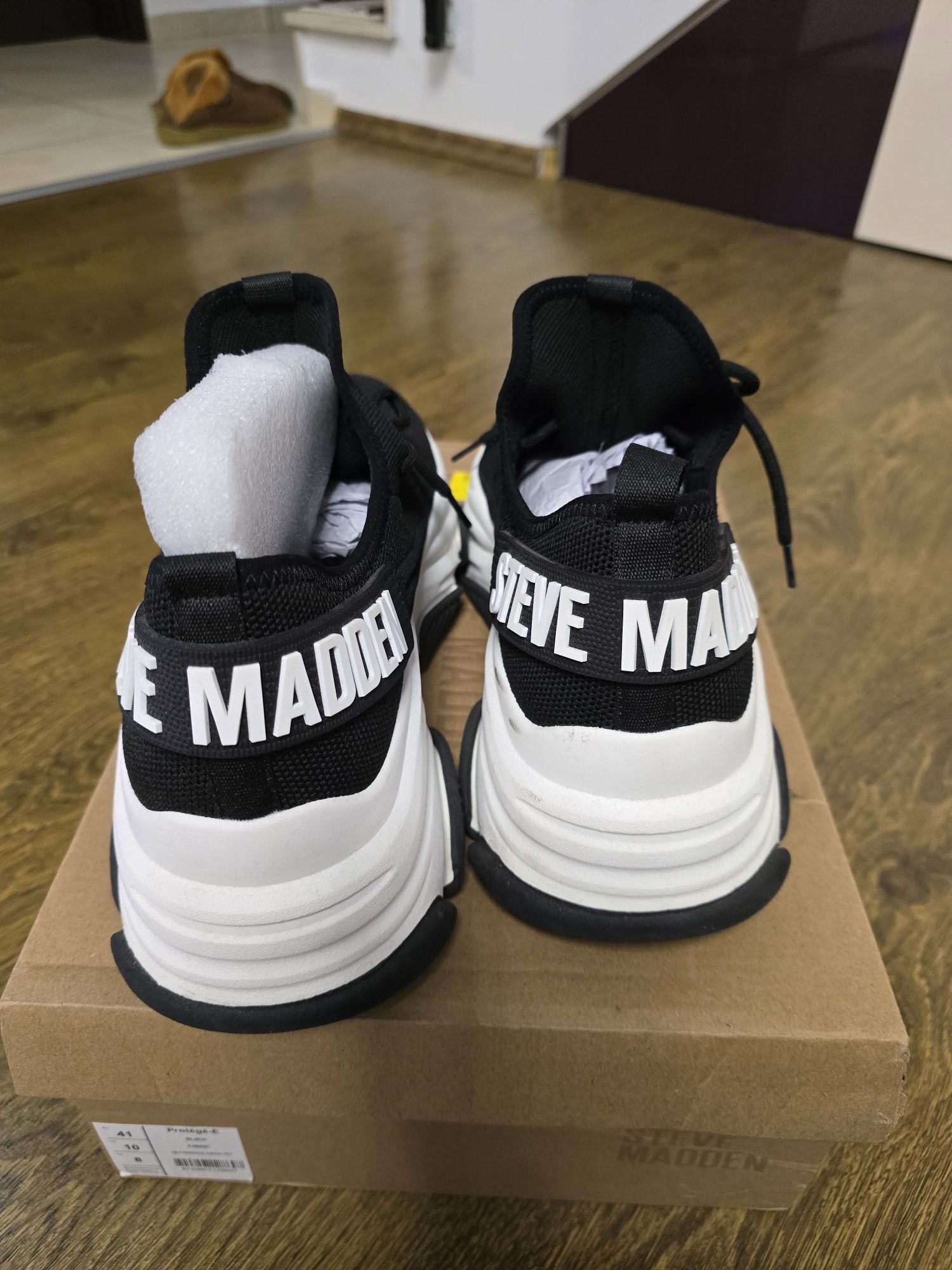 Vand sneakers Steve Madden originali