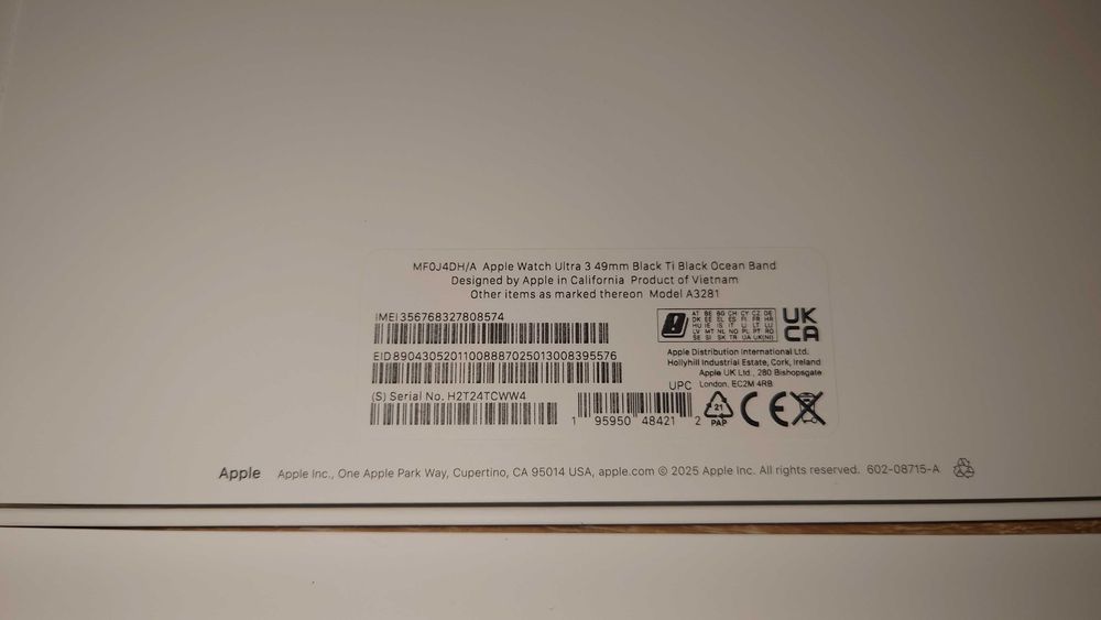 НОВ Apple Watch Ultra 3 49mm Black Ti Black Ocean Band Смарт часовник