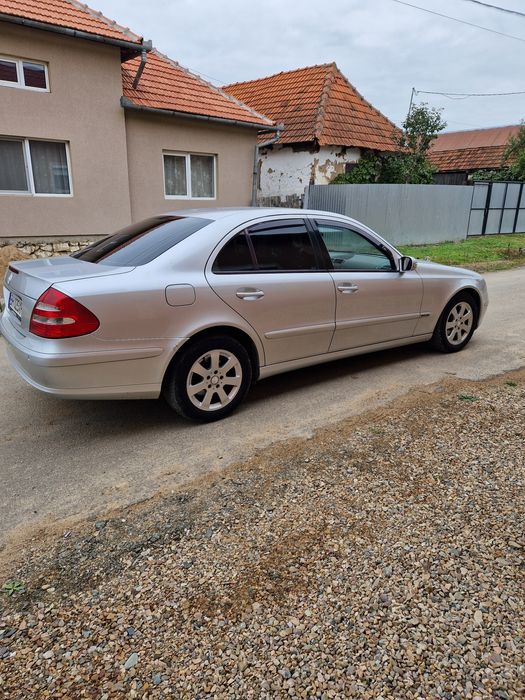 De vânzare Mercedes Benz E 200