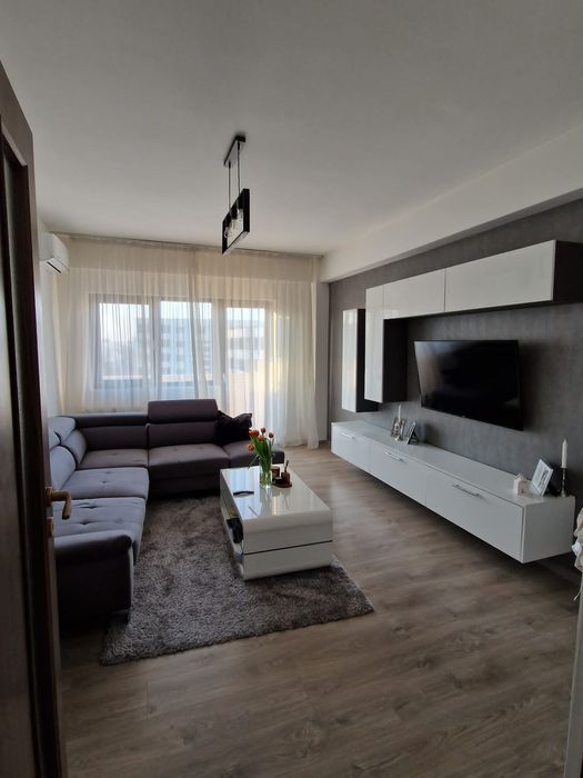 Inchiriez ap 2 camere utilat si mobilat complet!!