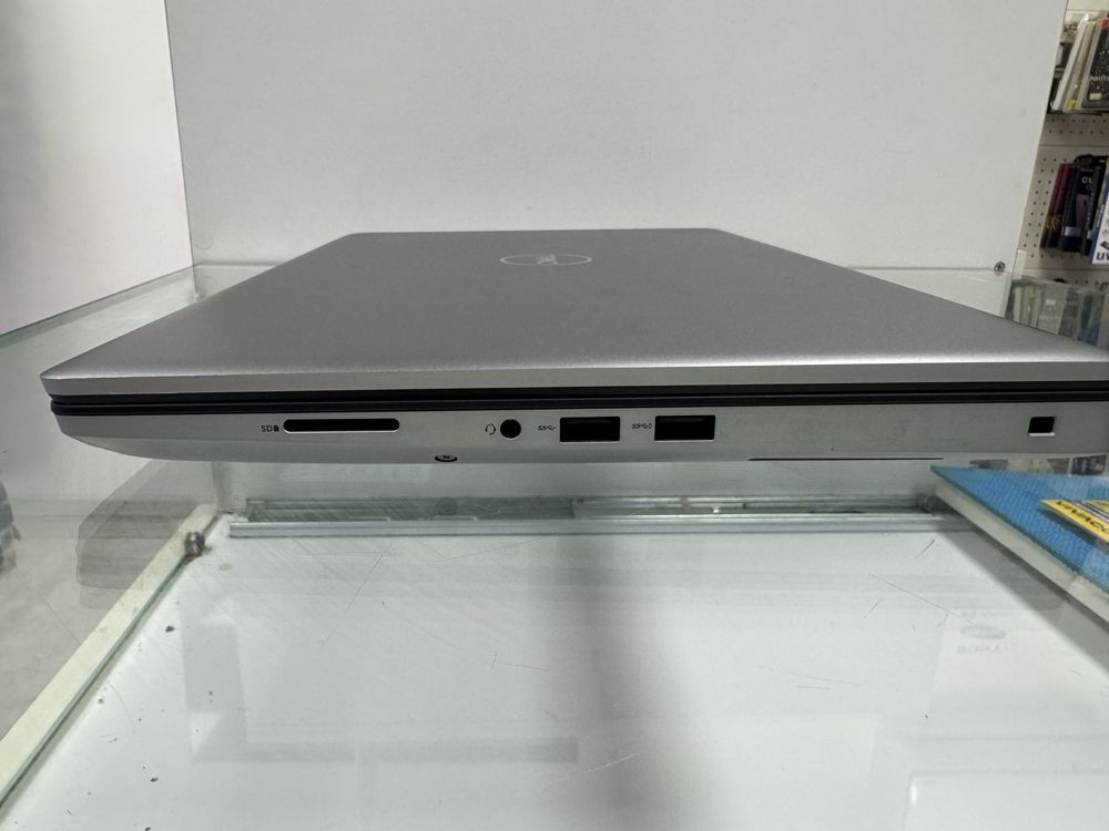 Dell Precision 7560/Core i7-11850H/64GB RAM/500 SSD/RTX A2000/15.6 FHD