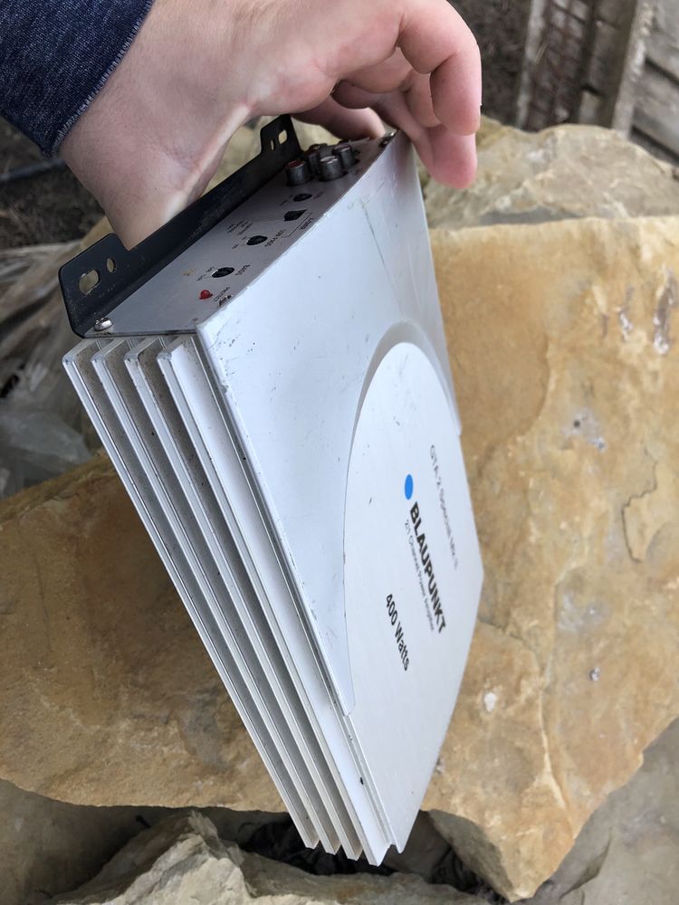 Amplificator auto Blaupunkt 400W
