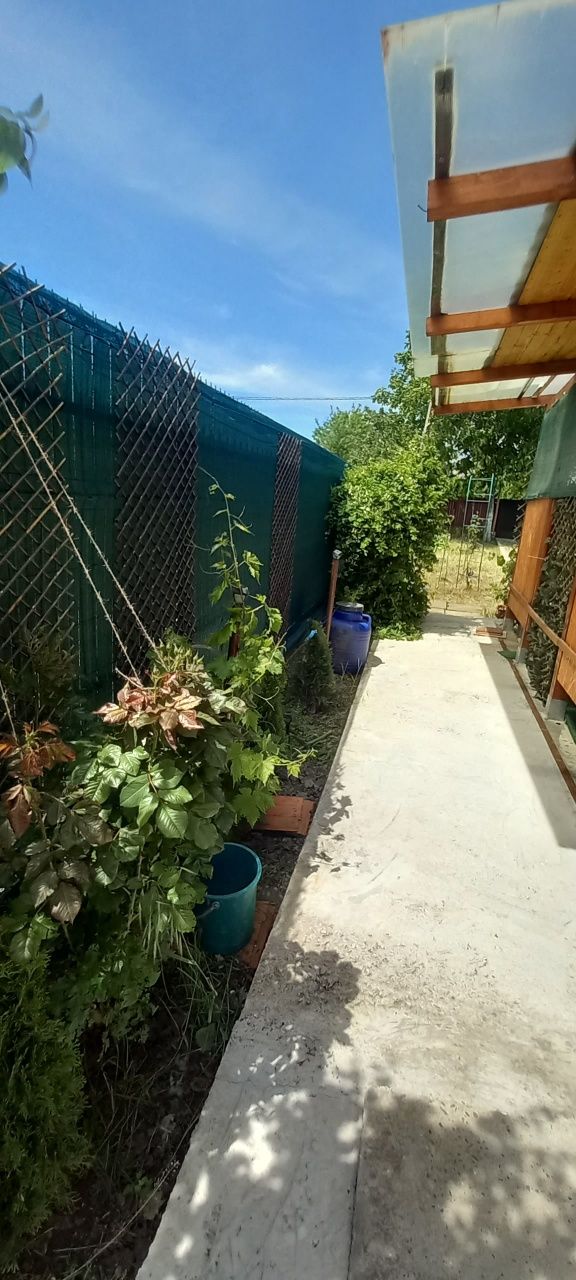 Oferta Vand sau schimb casa în sat Martacesti cu Garsoniera  Apartamen