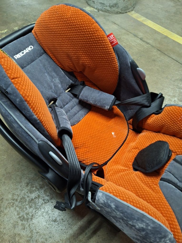 Бебешко столче Recaro с ISOFIX