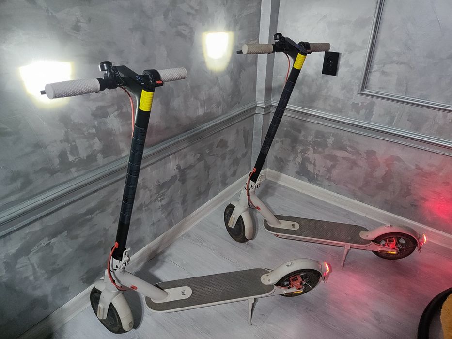 Электросамокат Xiaomi Mi Electric Scooter 3 DDHBC16NEB серый