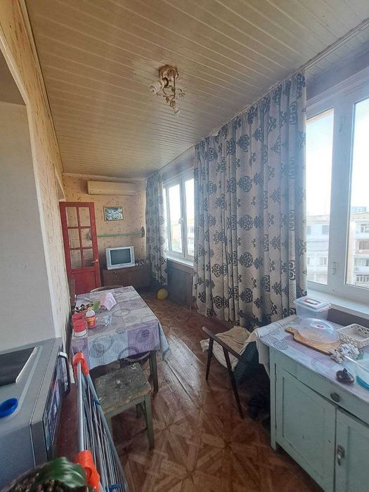 Продается квартира.Юнусабад 14 3\5\5 САЙРАМ