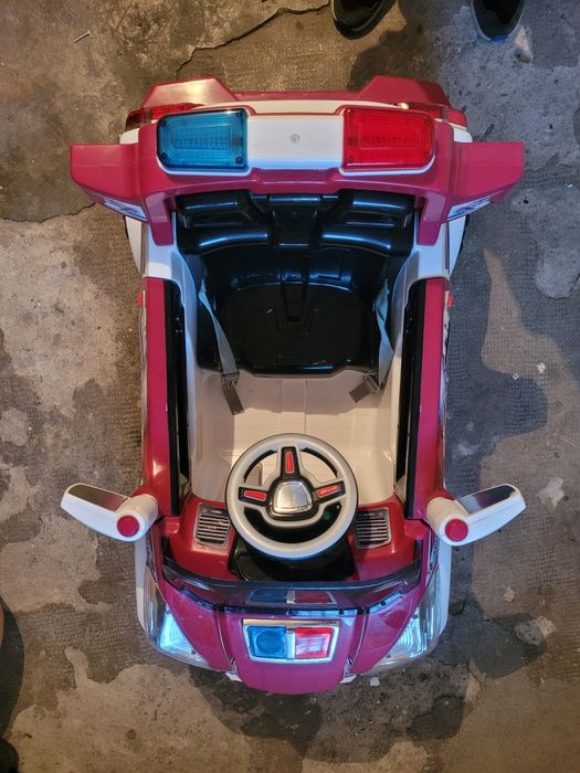 Masina elecrica pentru copii