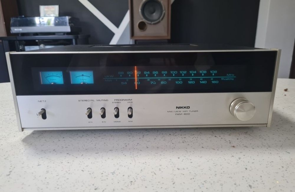 Tuner Nikko FAM-600