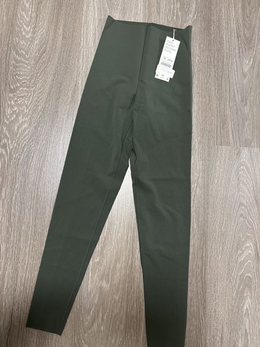 Клинове OYSHO и NIKE