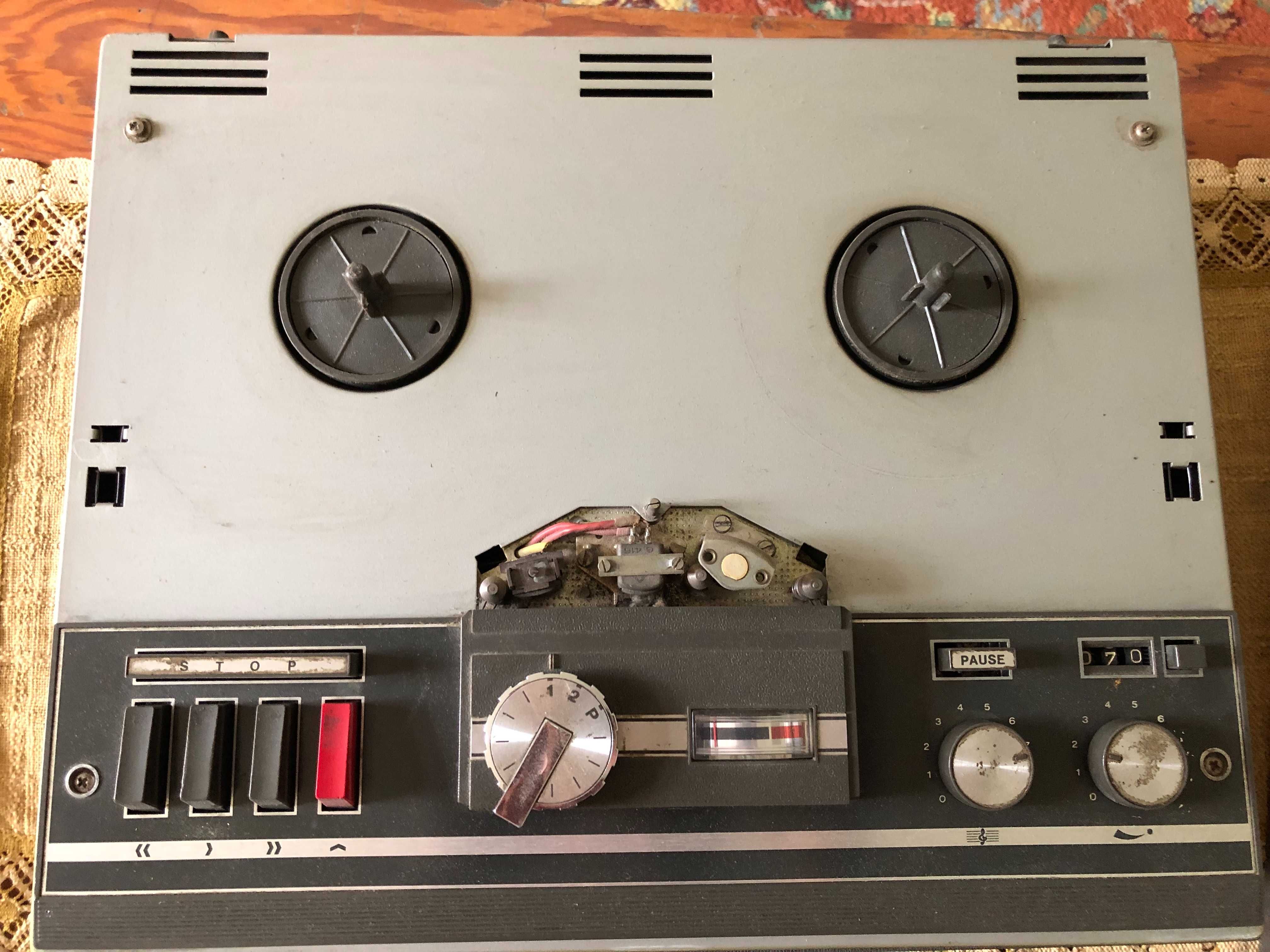 Magnetofon vintage Telefunken 201