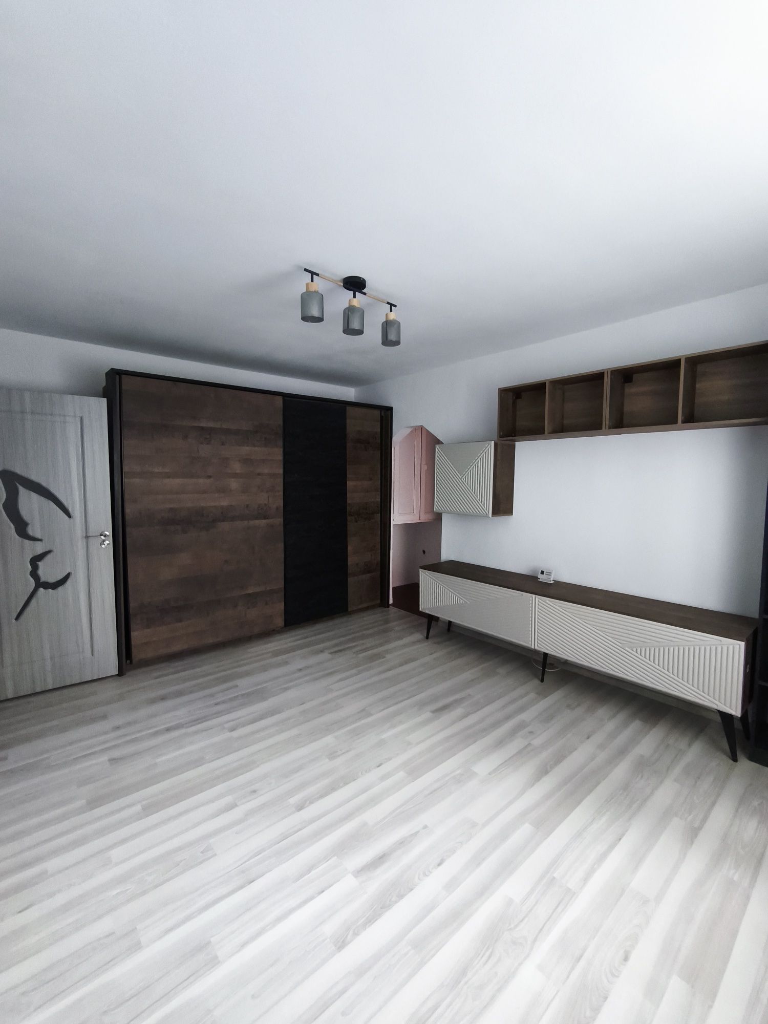 Vand apartament 2 camere in Sacele