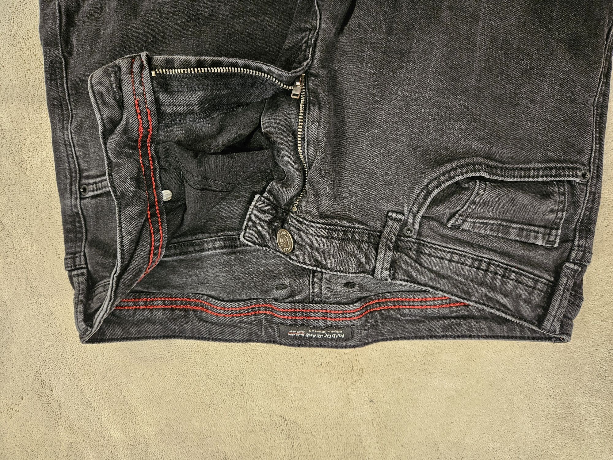 Мъжки дънки slim 34/32