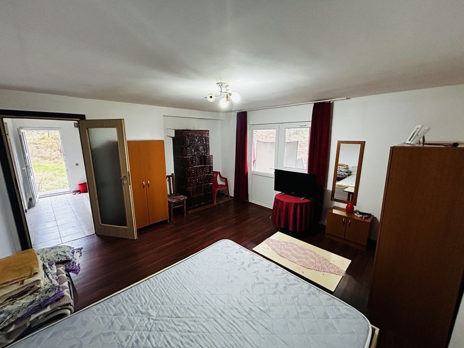 Casă Roșiile/Valcea inchiriere/vanzare