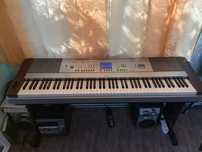 Pian Yamaha DGX  640