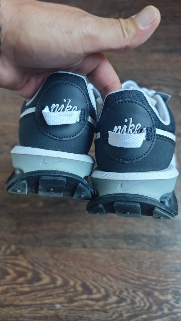 Продавам маратонки Nike