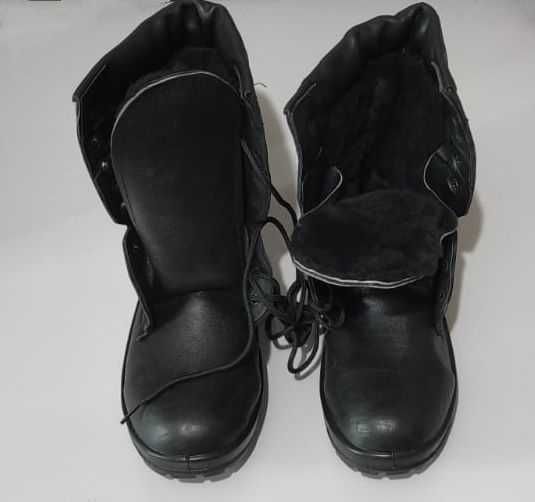 Берцы зимние, черные, 42 р., 5000 тн.