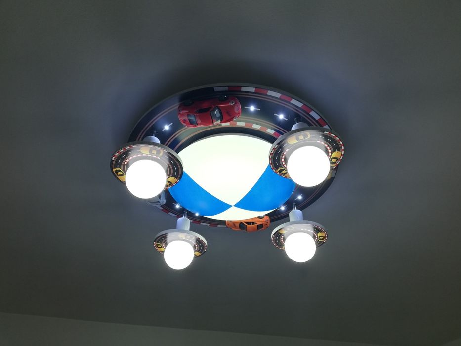 Aplică/lustră circuit mașini