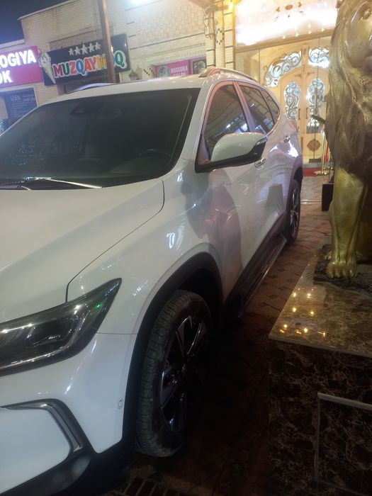 Tracker premier turbo