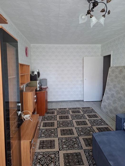 3х комнатная,2 этаж, 67 квадратов, 19 мкр, НОВАЯ ПЛАНИРОВКА.