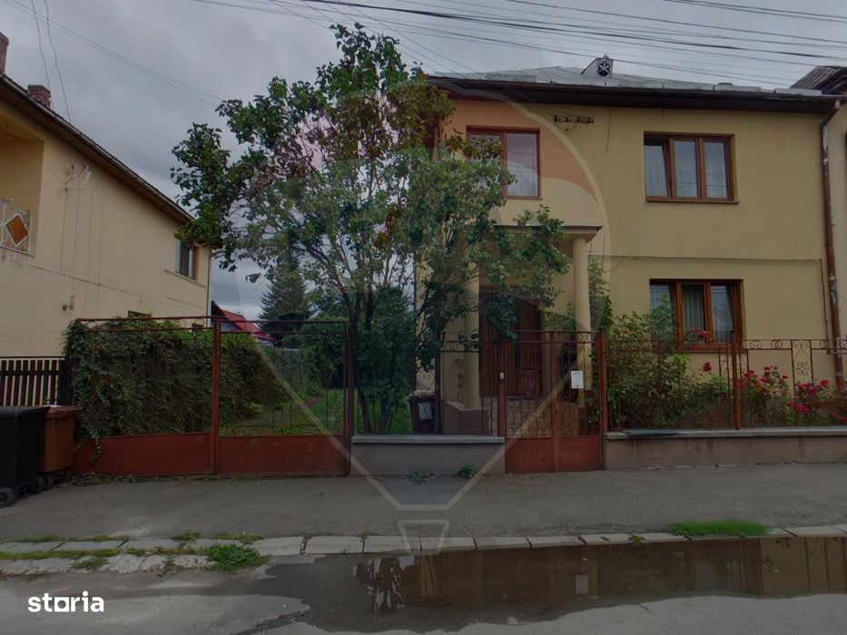 Casă cu 4 camere, Str. Bradului/ Sighetu Marmației