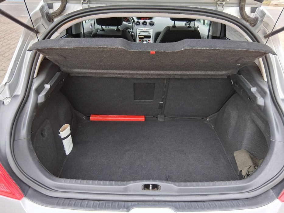 Peugeot 308 1.6 benzina cu gpl