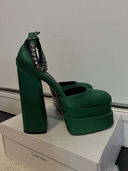 Дамски Обувки на ток