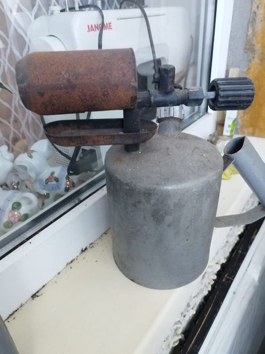 Продам лампу пояльную