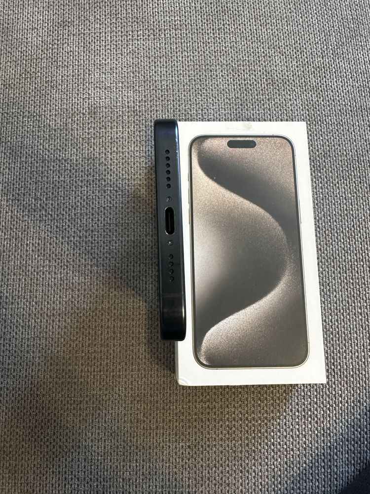 Apple Iphone 15 Pro Max 256gb като нов