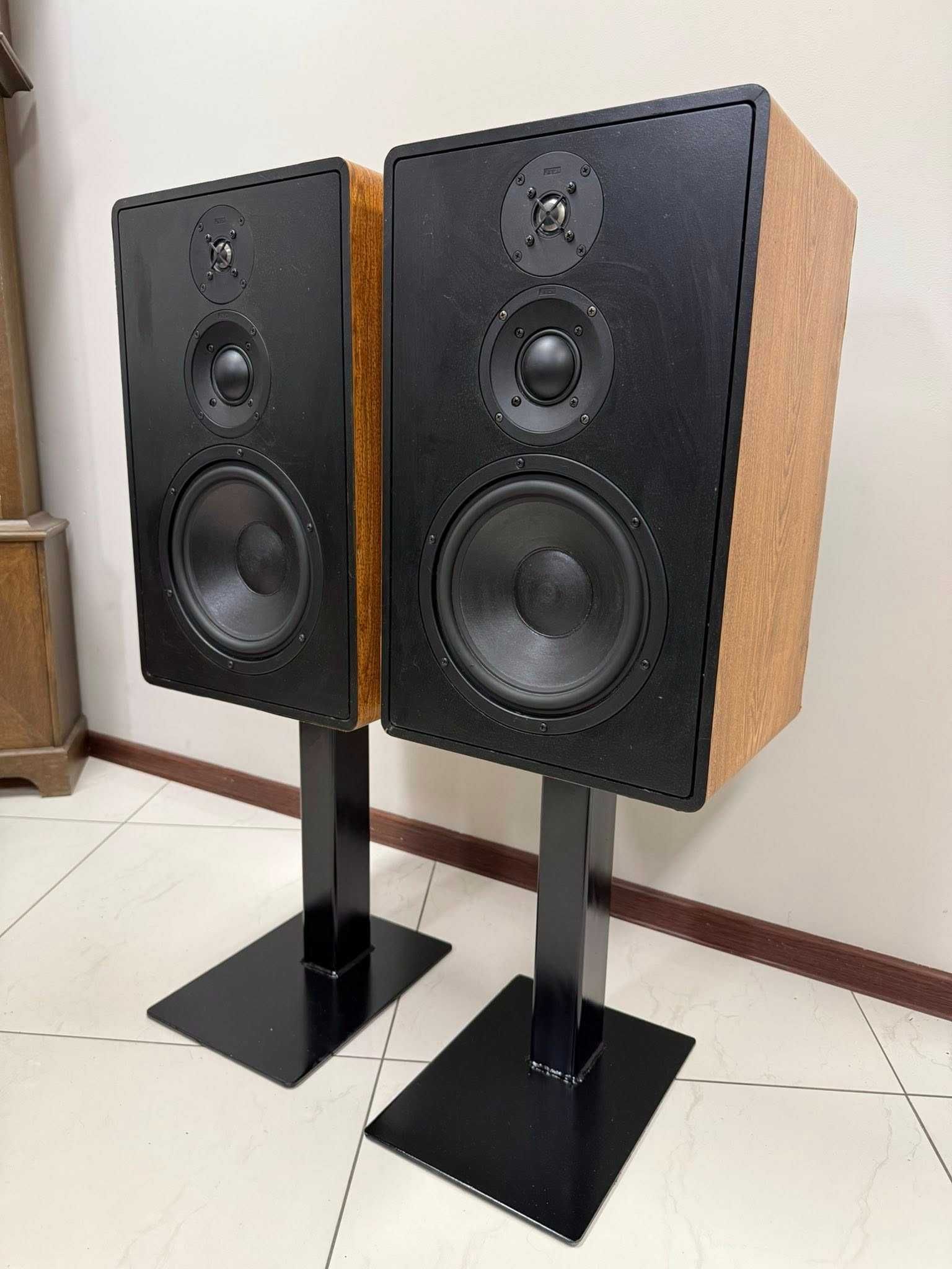 Ретро масивни трилентови тонколони CANTON FONUM 200 - 100-150W - 8 ома
